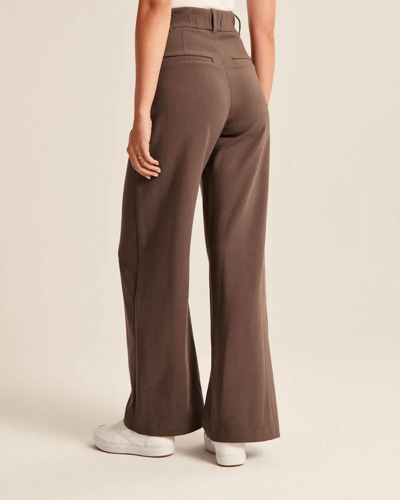Elira Stockholm™ | Högmidjade Vida Byxor