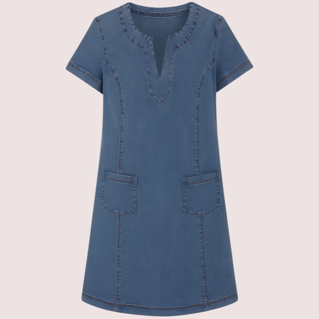 Elira Stockholm™ | Mjuk denimklänning med fickor framtill
