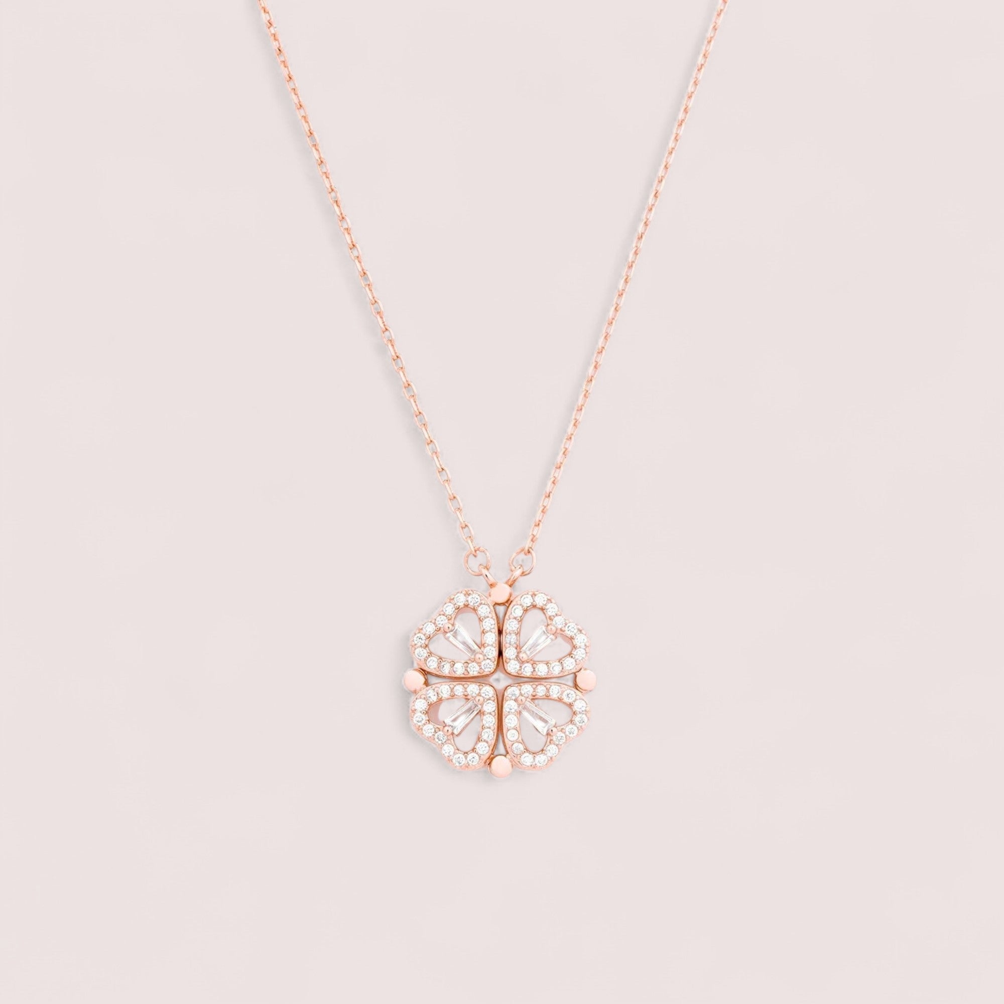 Elira Stockholm™ |  Lyckohjärtans Halsband